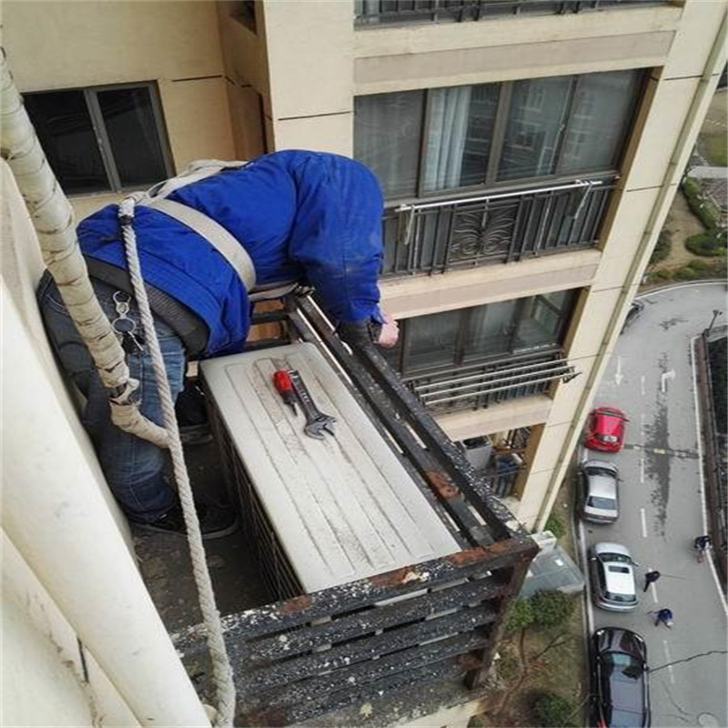 深圳北站别墅柜机空调跳闸维修